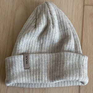 Bula Women's Cream Knit Beanie new without tags hat one size merino blend